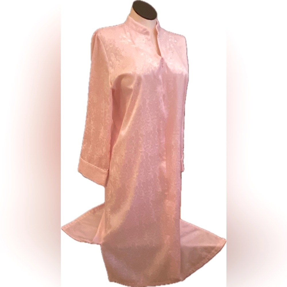 Charter Club Pink Damask Bathrobe Lounge Robe 3/4 Zip Front Side Slits L Perfect